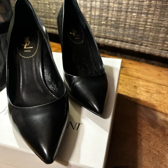 YSL black pumps with gold heel - Picture 5 of 6
